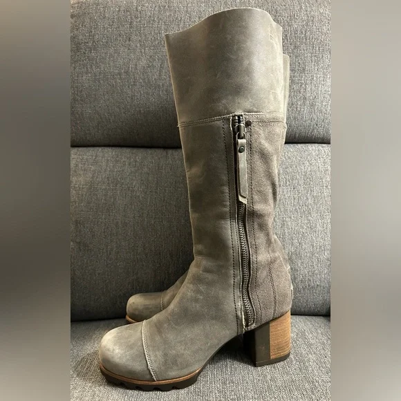 Sorel Addington Distressed Gray Leather Tall Heeled Boots size 9 - Picture 2 of 12